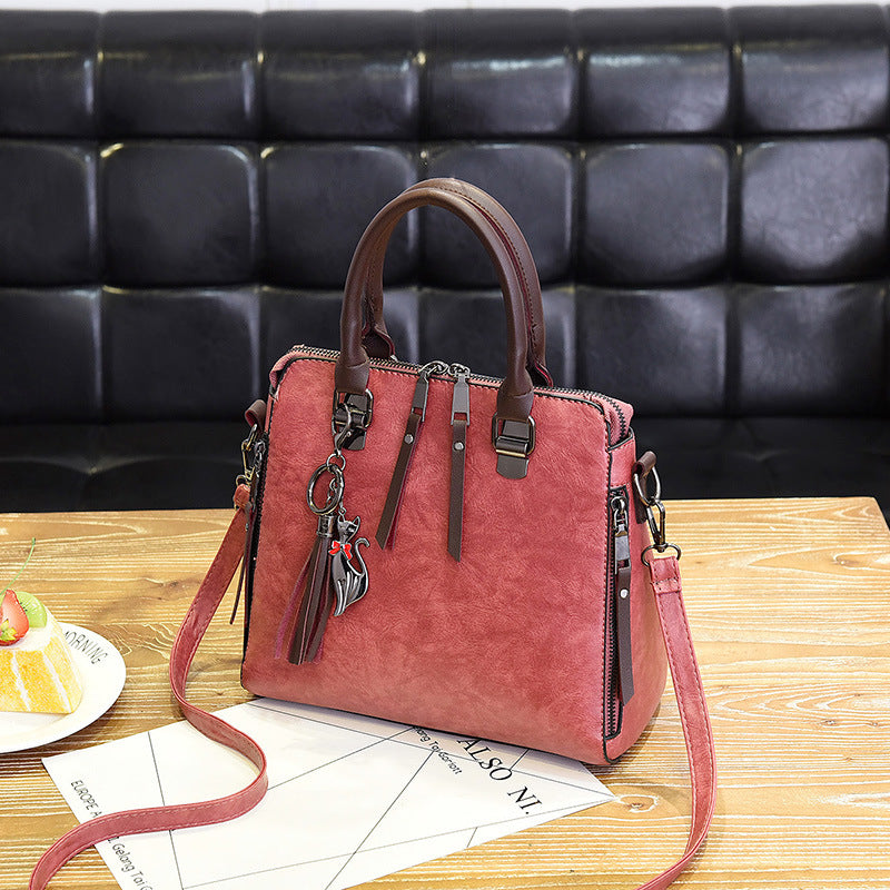 Chic Vintage Leather Handbag - Timeless Elegance for Every Occasion