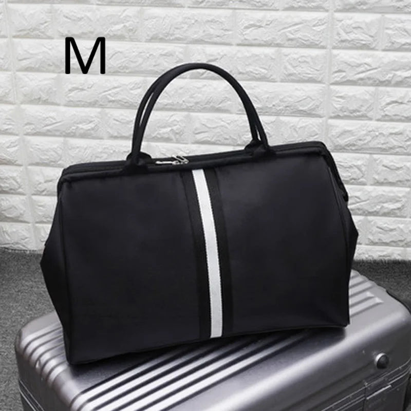 Stylish Women’s Overnight Fitness Bag - Spacious Stripe Yoga Gym Travel Bag, Lightweight & Foldable Outdoor Companion