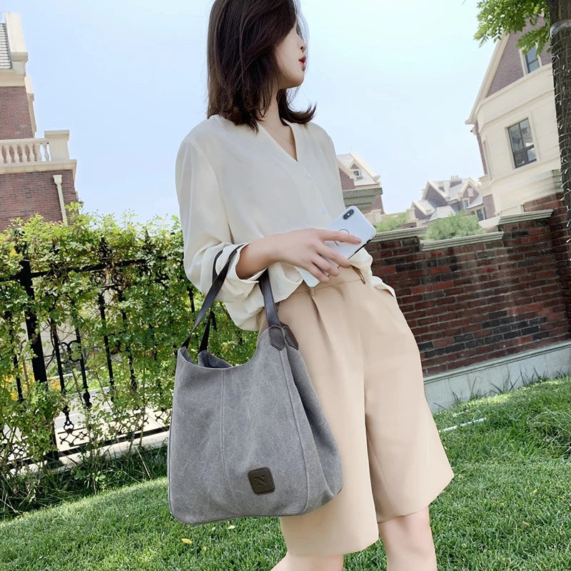Chic Canvas Tote Bag for Women - Stylish Handbag for Every Occasion